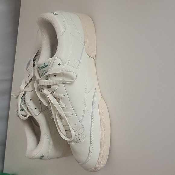 Women's Reebok Running Shoe The Athlete's Shoe Size US 11 White - Picture 6 of 10